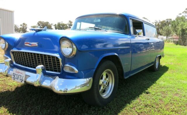 Chevrolet Sedan Delivery 1955 image number 1