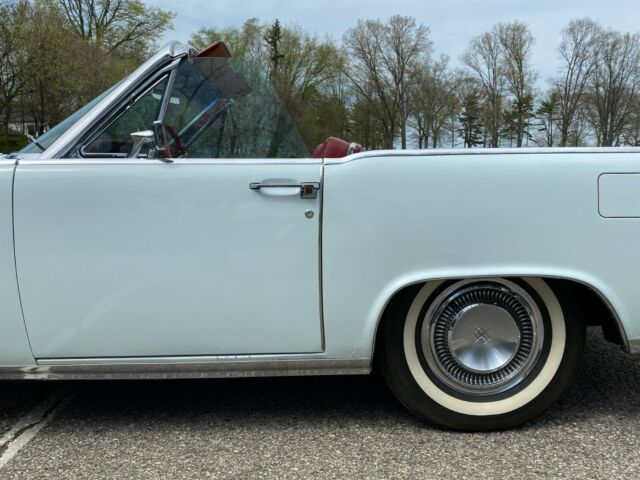 Lincoln Continental 1964 image number 2