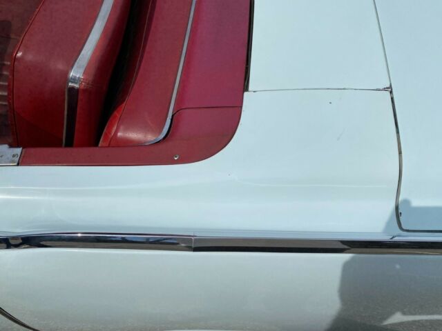Lincoln Continental 1964 image number 32