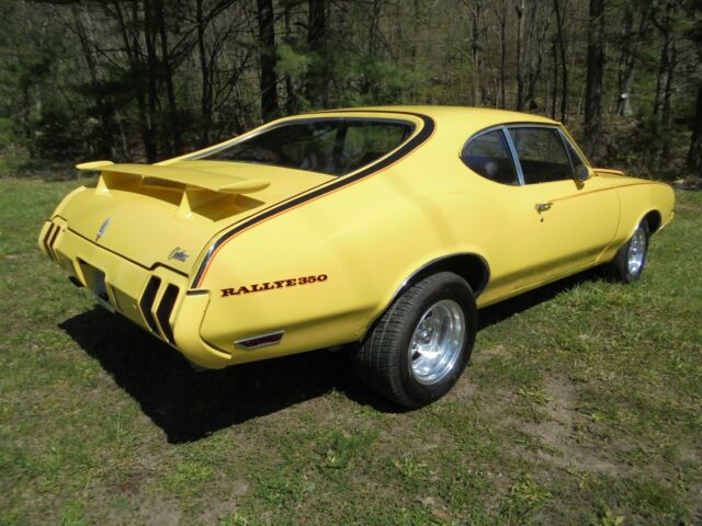 Oldsmobile Cutlass 1970 image number 5