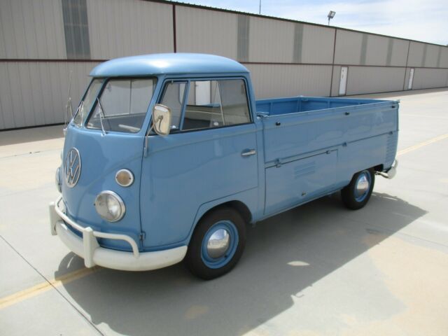 Volkswagen Bus/Vanagon 1962 image number 24