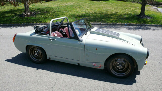 MG Midget 1972 image number 3