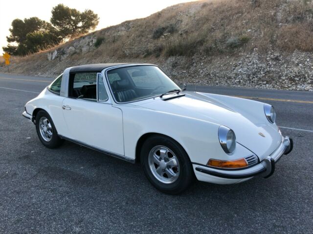 Porsche 911 1971 image number 42