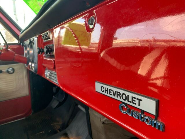 Chevrolet C-10 1970 image number 11
