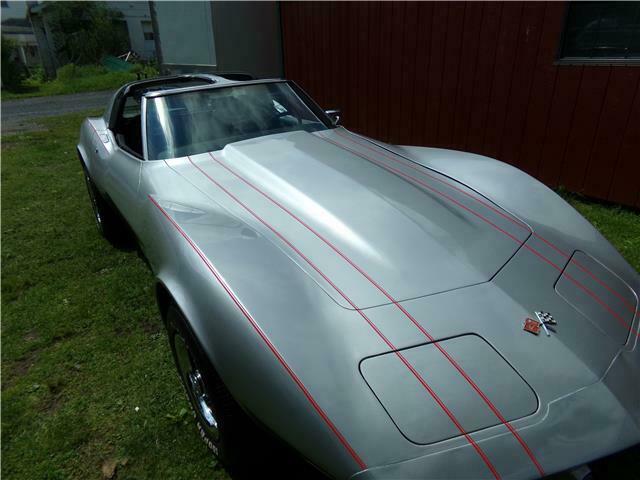 Chevrolet Corvette 1977 image number 15