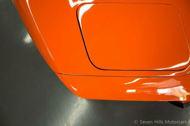 Chevrolet Corvette 1975 image number 11