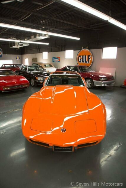 Chevrolet Corvette 1975 image number 2