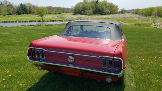Ford Mustang 1968 image number 15