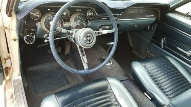 Ford Mustang 1967 image number 10