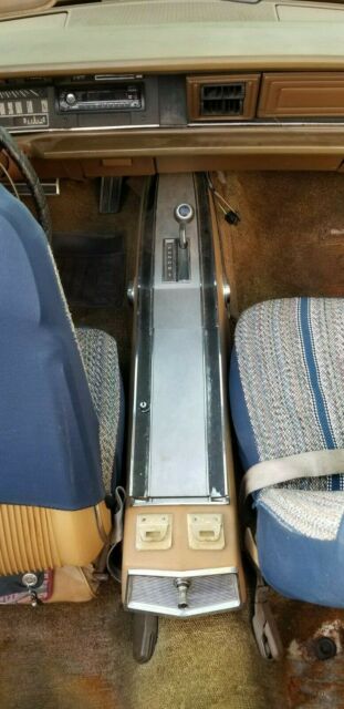 Chrysler 300 Series 1969 image number 33