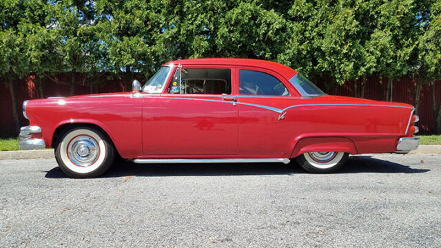 Dodge Royal 1950 image number 20