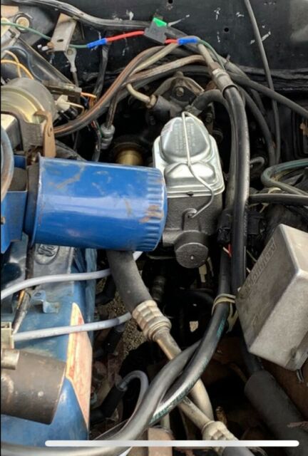 Lincoln conninental Mark V 1978 image number 11