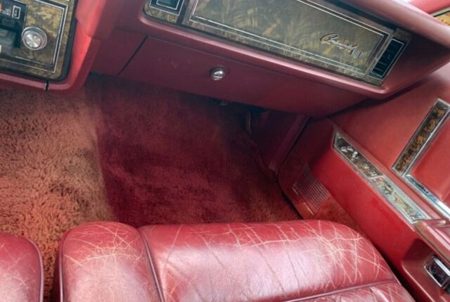 Lincoln conninental Mark V 1978 image number 20