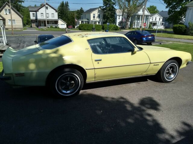 Pontiac Firebird 1974 image number 3