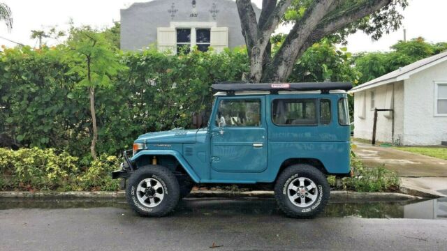 Toyota Land Cruiser 1966 image number 11