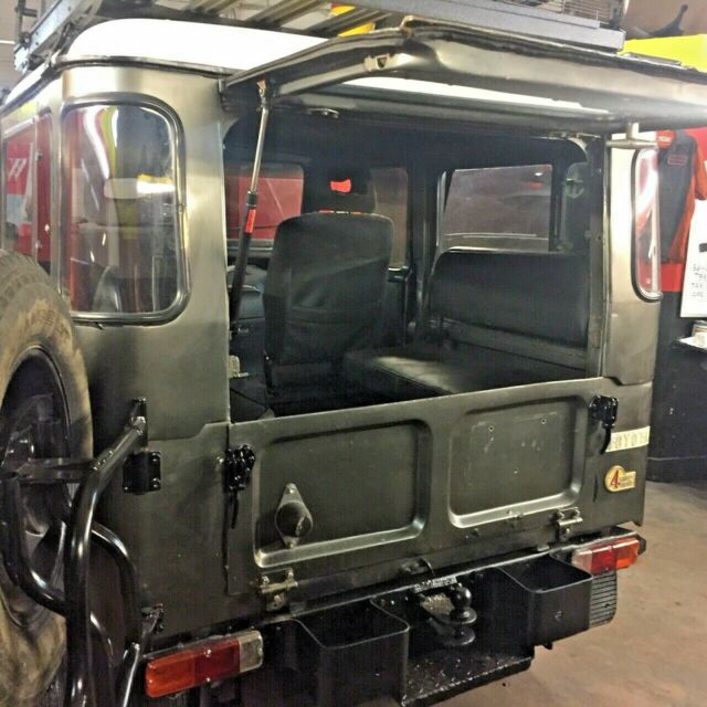 Toyota Land Cruiser 1966 image number 14