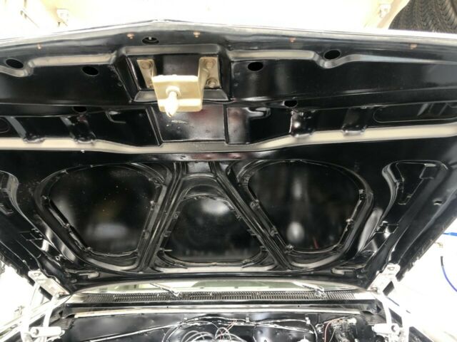 Chevrolet Biscayne 1963 image number 12