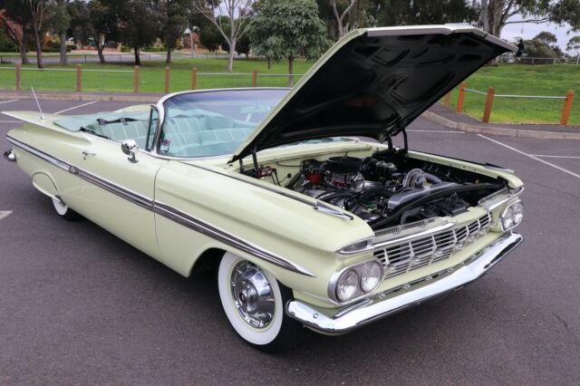 Chevrolet Impala 1959 image number 30