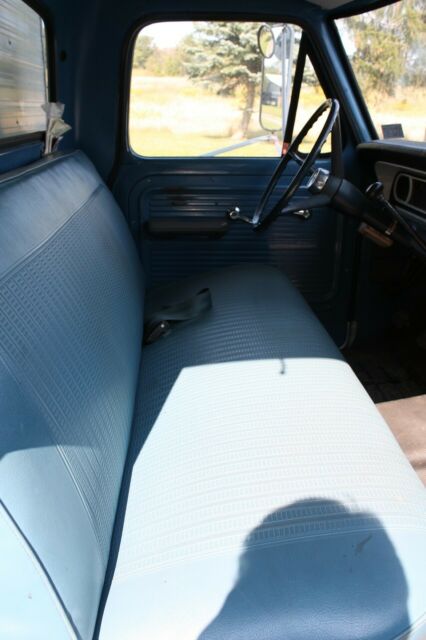Ford F-350 1967 image number 15
