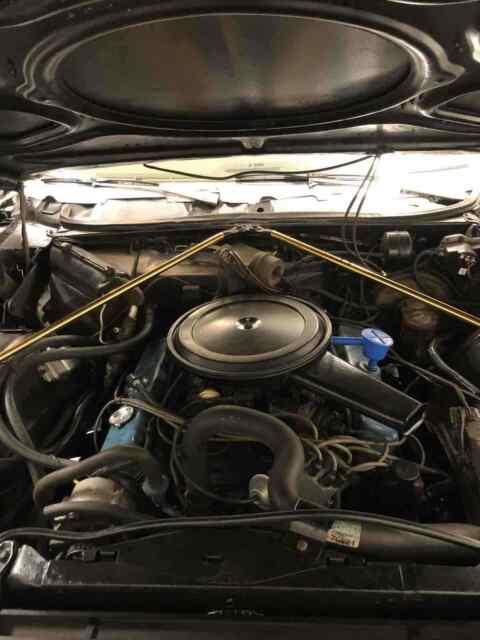Cadillac DeVille Coupe 1969 image number 8