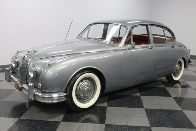 Jaguar Mark II 1960 image number 29