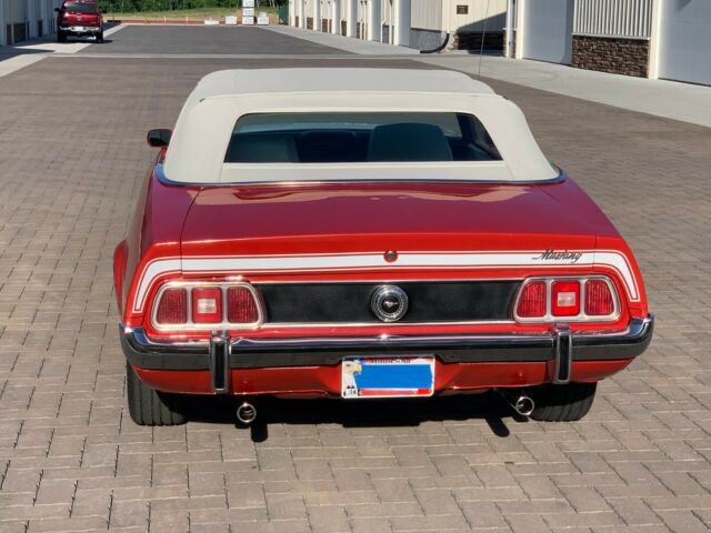 Ford Mustang 1973 image number 32
