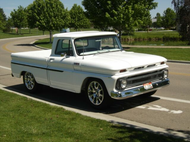 Chevrolet C-10 1965 image number 0