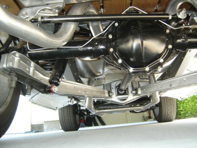 Chevrolet C-10 1965 image number 11