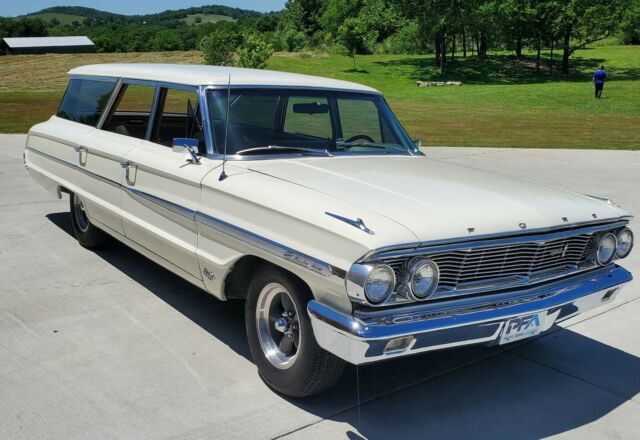 Ford Galaxie 1964 image number 3