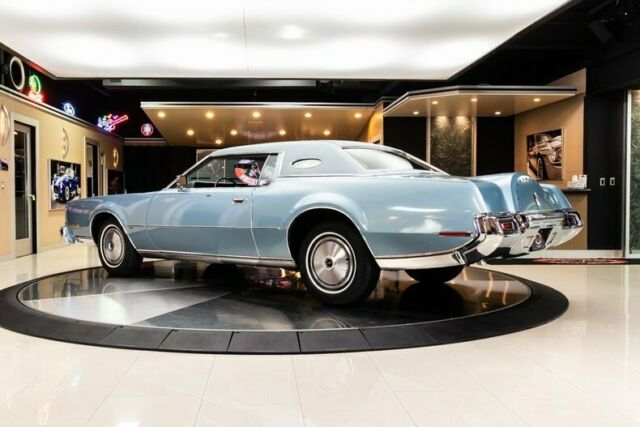 Lincoln Continental 1973 image number 14