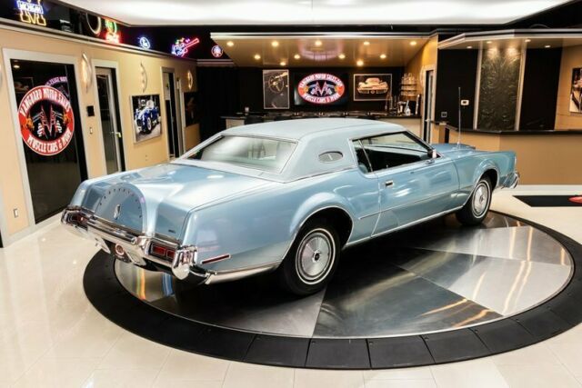 Lincoln Continental 1973 image number 34