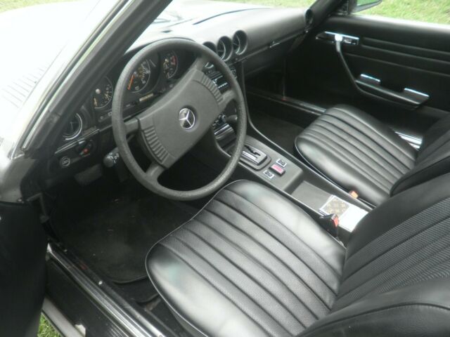 Mercedes-Benz SL-Class 1977 image number 7