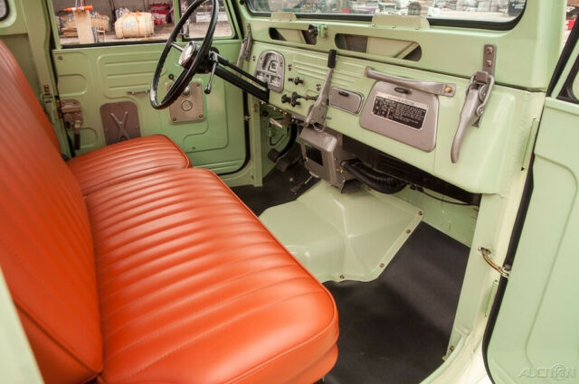 Toyota Land Cruiser 1966 image number 14