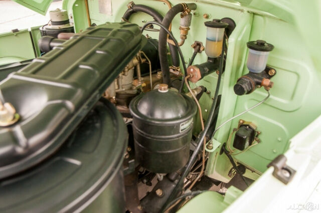 Toyota Land Cruiser 1966 image number 18