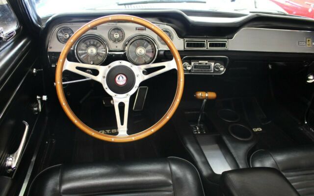 Ford Mustang 1967 image number 37