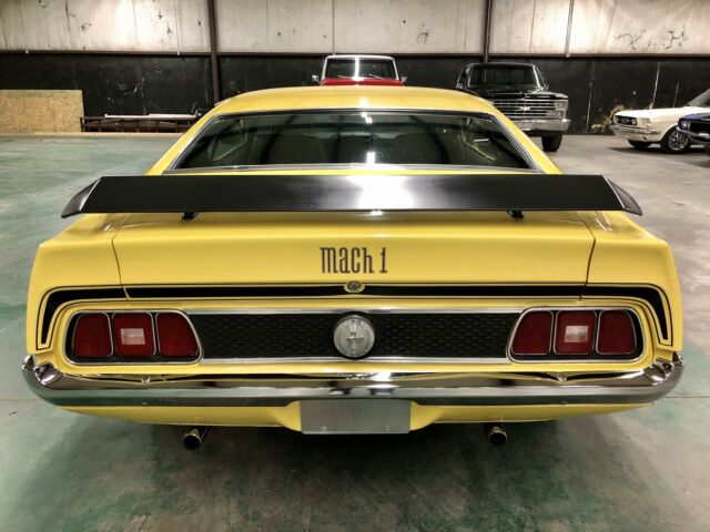 Ford Mustang 1972 image number 27