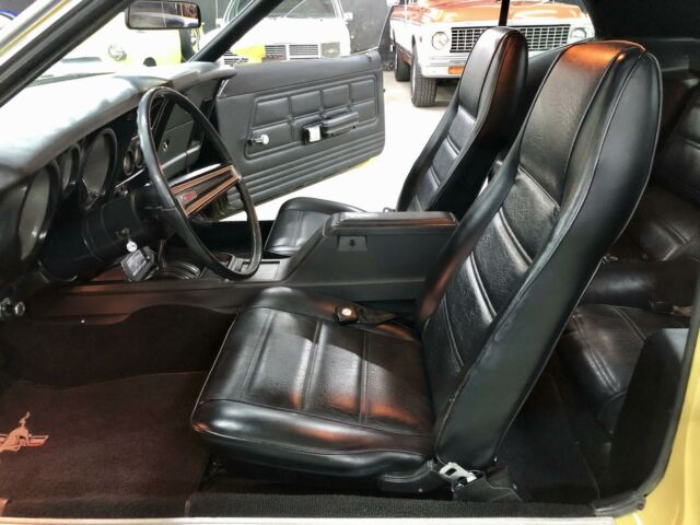 Ford Mustang 1972 image number 36