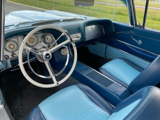 Ford Thunderbird 1959 image number 10