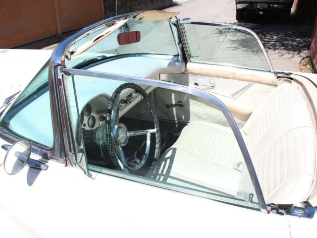 Ford Thunderbird 1957 image number 2