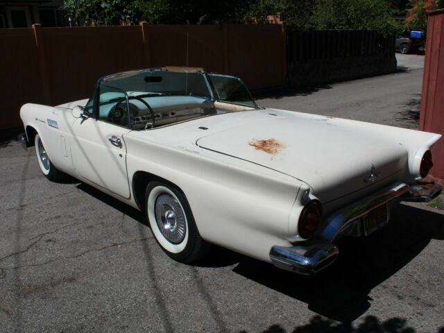Ford Thunderbird 1957 image number 25