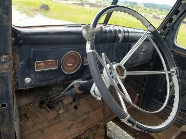 Plymouth pickup truck 1939 image number 9