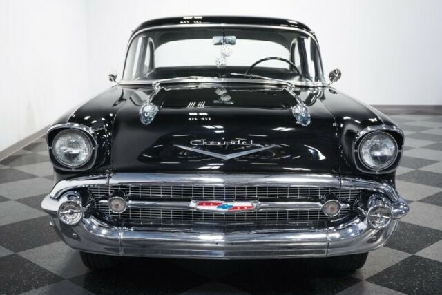 Chevrolet Bel Air/150/210 1957 image number 19
