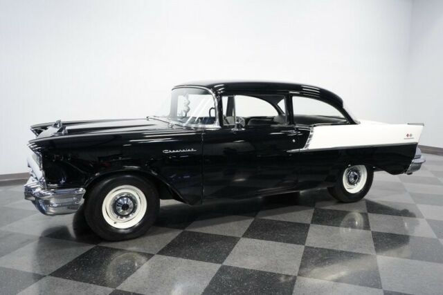 Chevrolet Bel Air/150/210 1957 image number 30