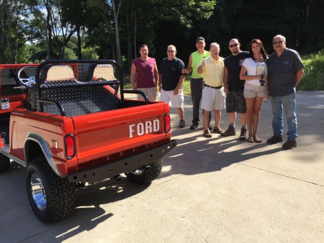 Ford Bronco 1973 image number 11