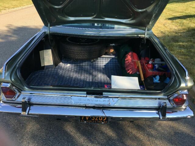 Chrysler 300 Series 1964 image number 6