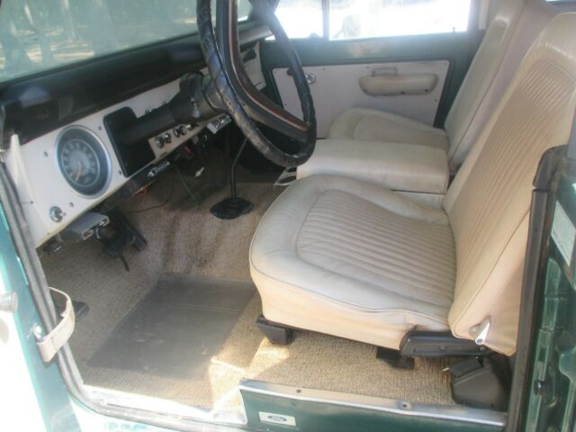 Ford Bronco 1977 image number 32