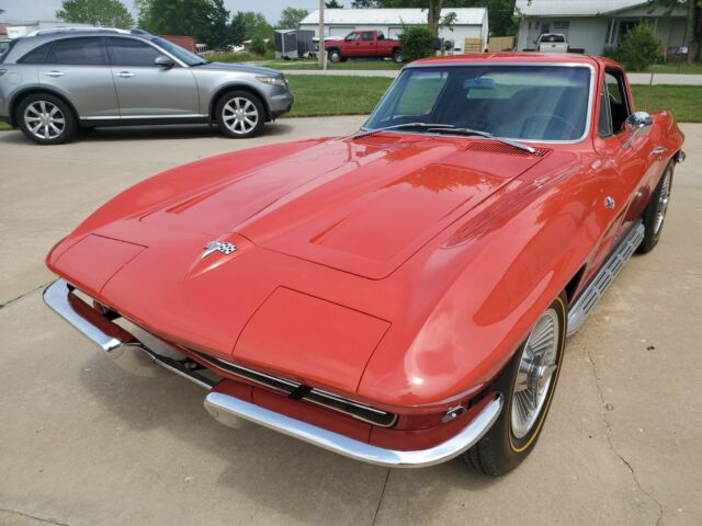 Chevrolet Corvette 1964 image number 0