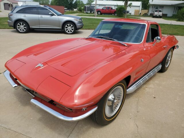 Chevrolet Corvette 1964 image number 2