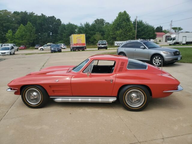 Chevrolet Corvette 1964 image number 41
