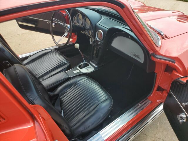 Chevrolet Corvette 1964 image number 45